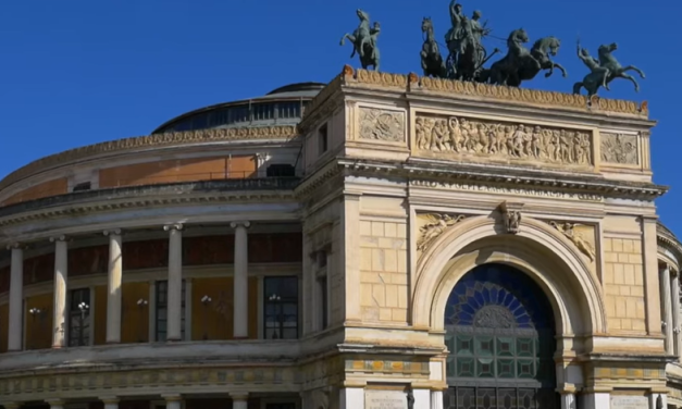 Le città italiane più affettuose e quelle più riservate